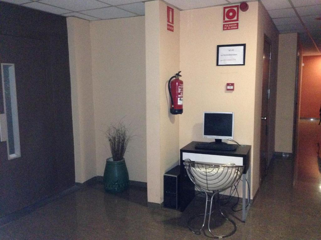 Hostal Drassanes Barcelona Buitenkant foto